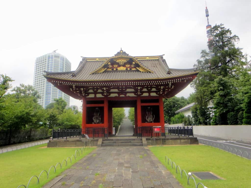 Temple gate in Shiba Park.